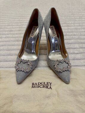 Badgley Mischka Crystal Embellished Pointed Toe Pumps Silver Size 8
